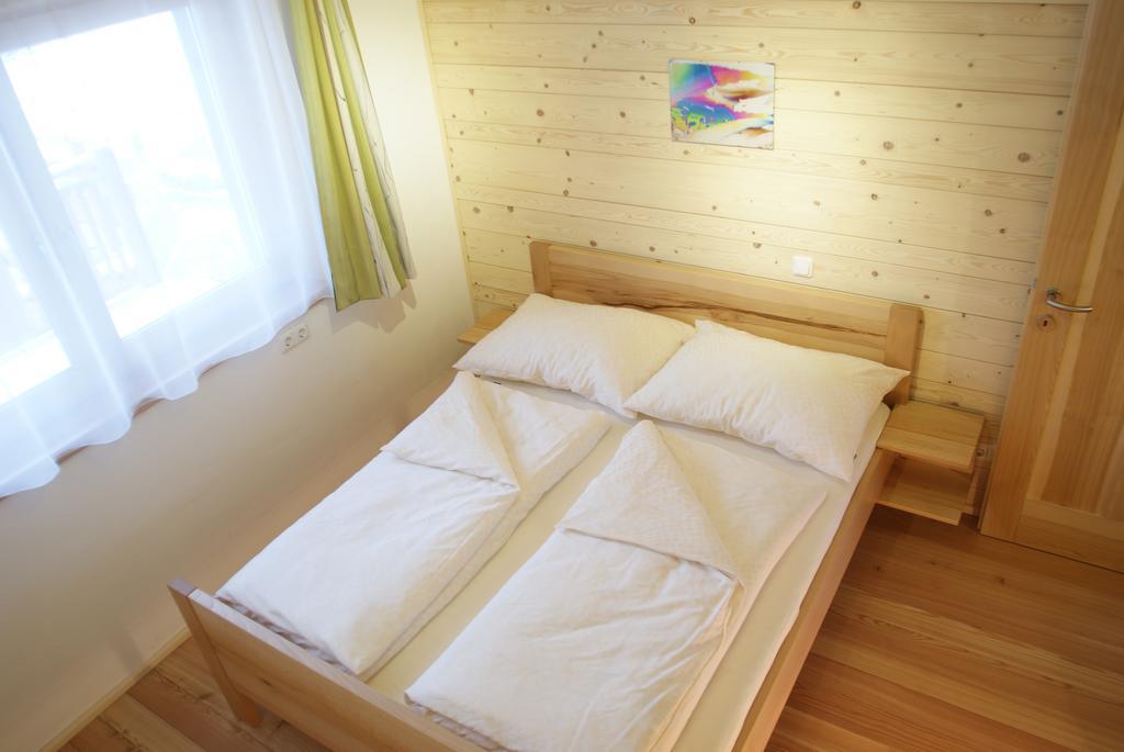Ferienhaus Schwarzenbach Steinbach am Ziehberg Szoba fotó